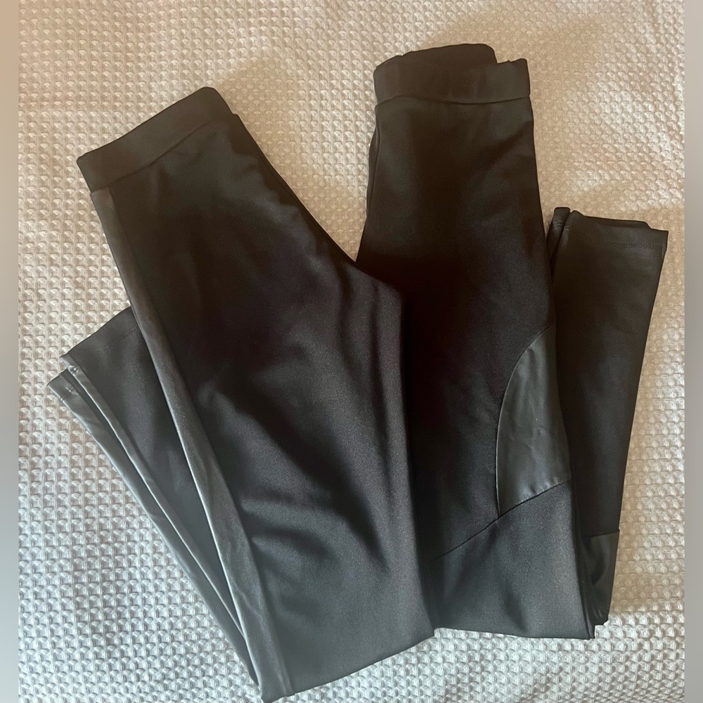 2 pair of Women’s Leggings
